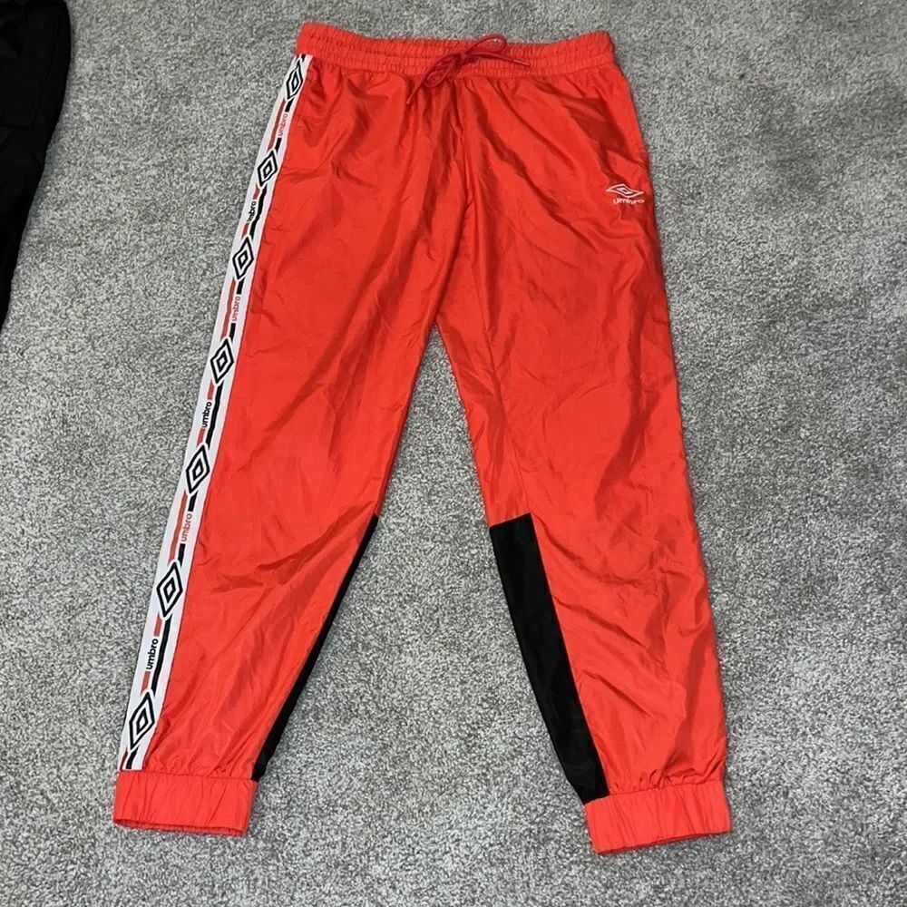 Used vintage lightweight unisex UMBRO team soccer RED warm up track pants S